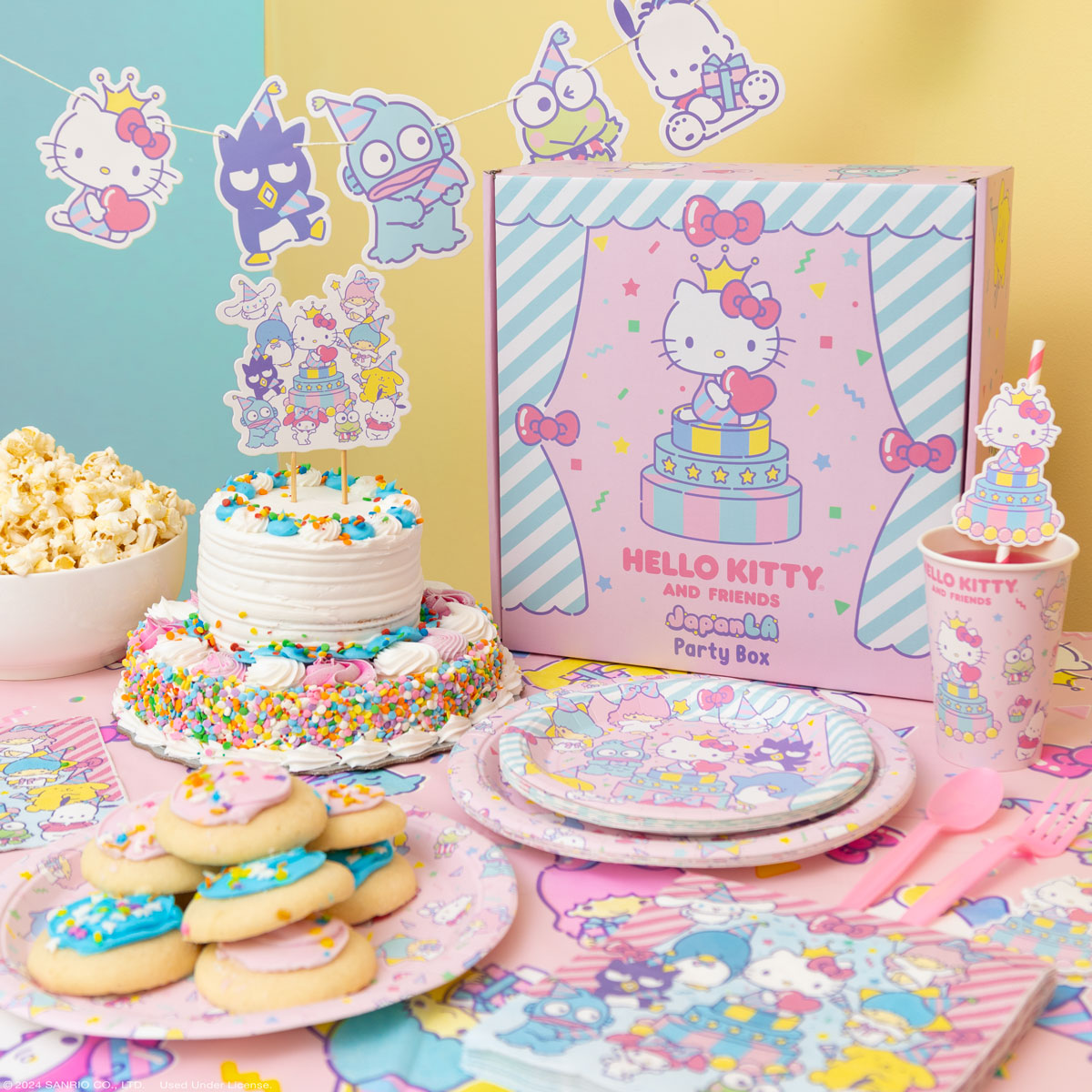 Hello Kitty and Friends JapanLA Party Box Hello Kitty and Friends JapanLA Party Box