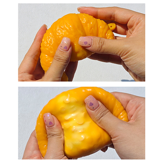 Crunchy Croissant Squishy